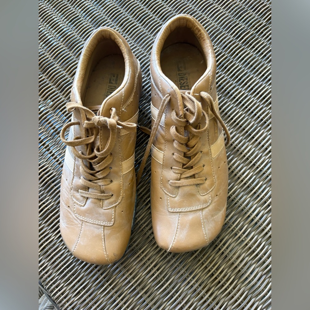 Tan Leather Lace-Up Shoes